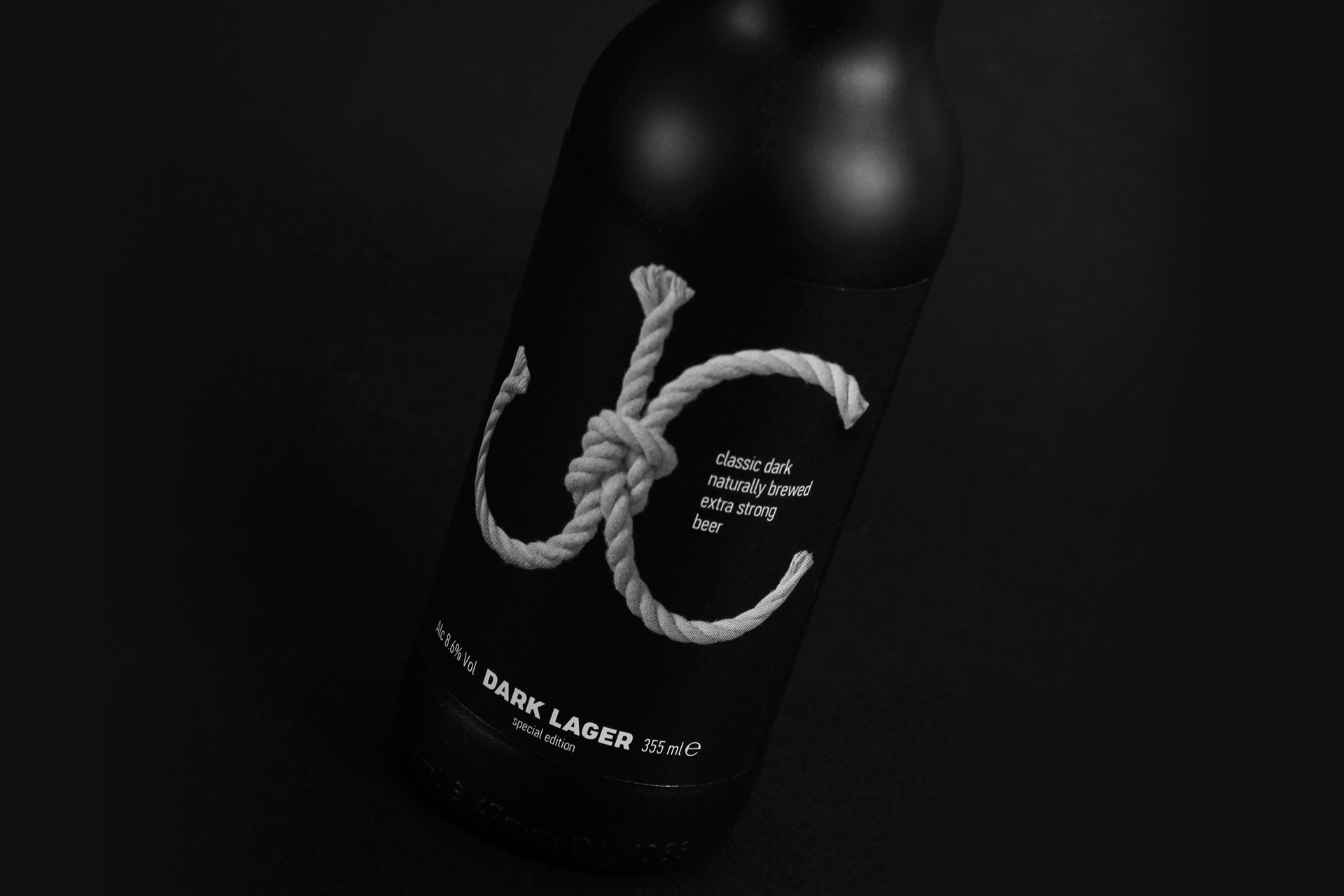Дизайн упаковки пива JC Dark Lager